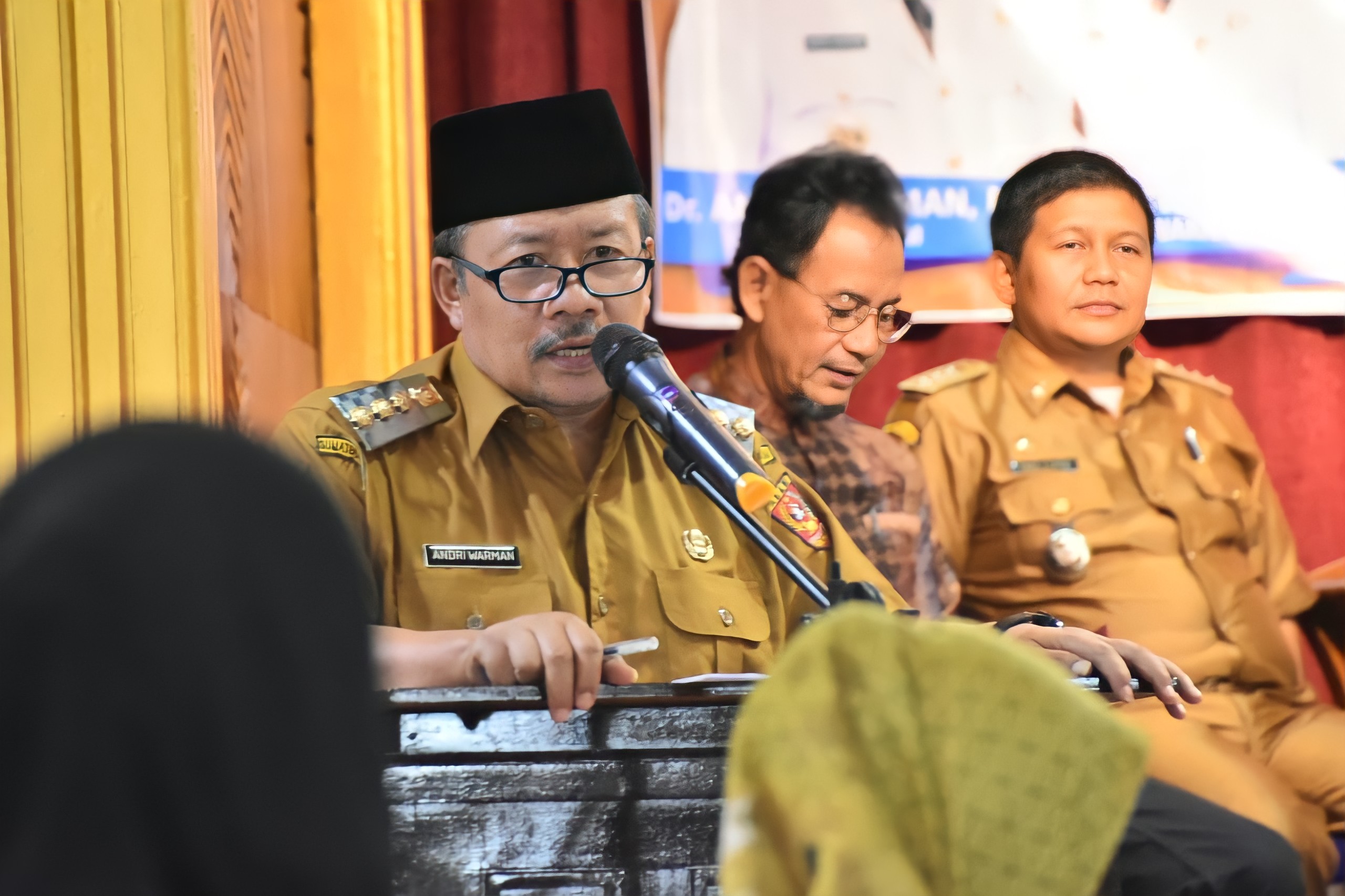 Bupati Agam, Dr H Andri Warman saat buka pelatihan peningkatan inovasi dan higienitas sajian kuliner di destinasi pariwisata