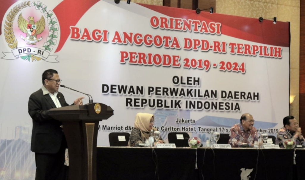 Oesman Sapta saat pembukaan orientasi anggota DPD RI 2019-2024