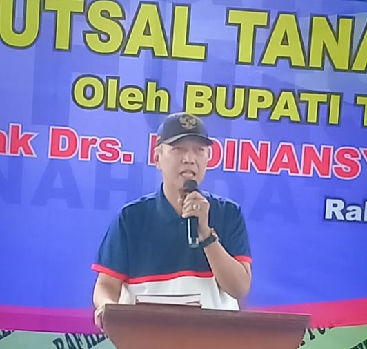 Bupati Tanah Datar resmikan Rafhelly Futsal di Jorong Minangjaga, Sungayang