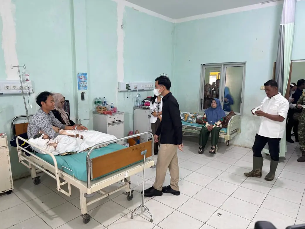  Wakil Presiden Republik Indonesia Gibran Rakabuming Raka saat Kunjungi RSUD Kab Solok
