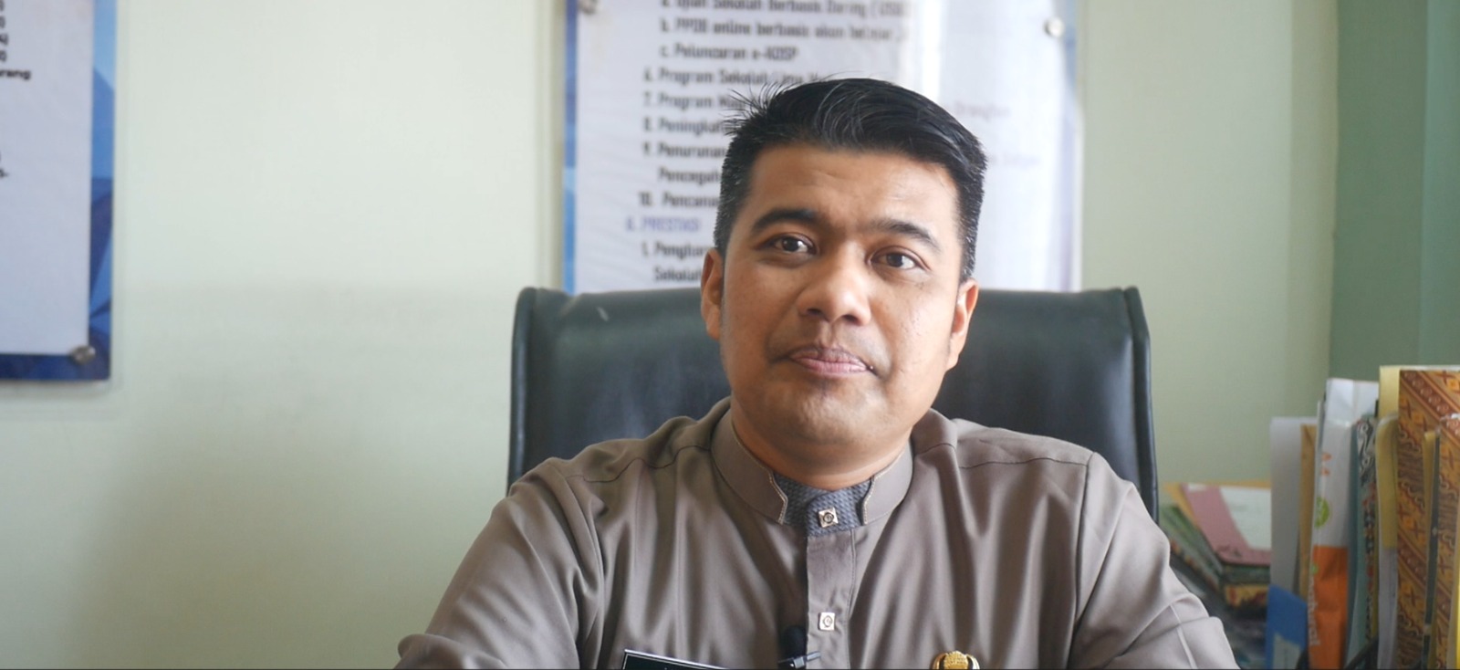 Hendri S.Pd , M.Pd, Kabid Dinas Pendidikan dan Kebudayaan Kota Bukittinggi (Foto:Minangsatu)