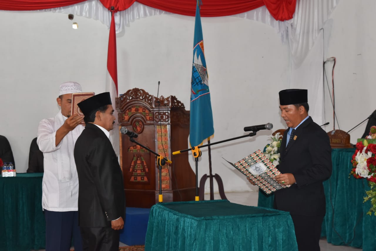 Seorang anggota PAW DPRD Mentawai dilantik