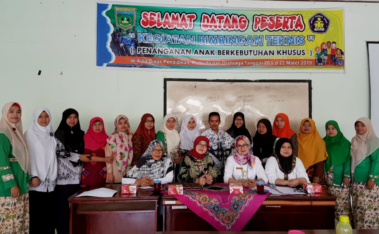 Bimbingan Teknis (Bimtek) Penanganan Anak Berkebutuhan Khusus di Padang Panjang