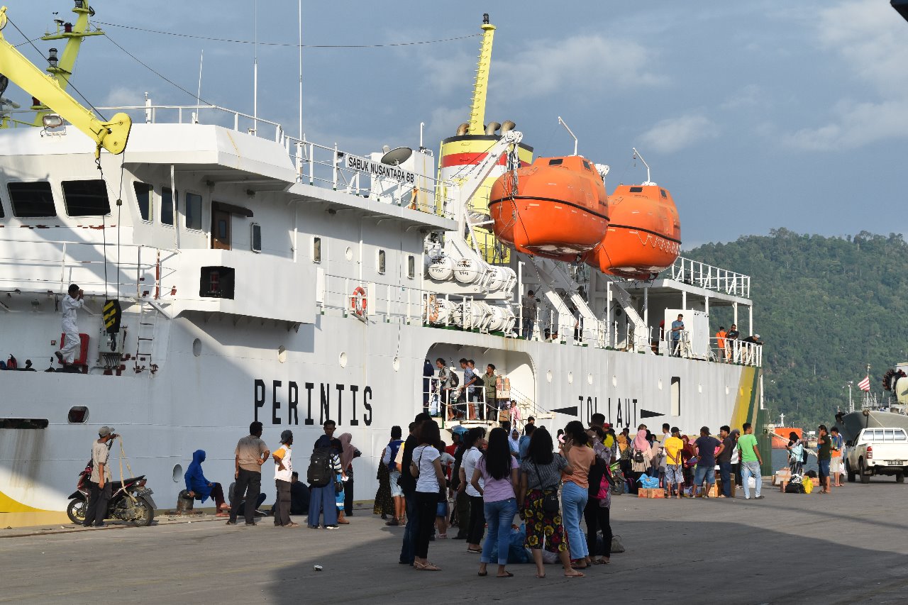 Kapal disiapkan sebagai dukungan transportasi kegiatan Festival Pesona Mentawai
