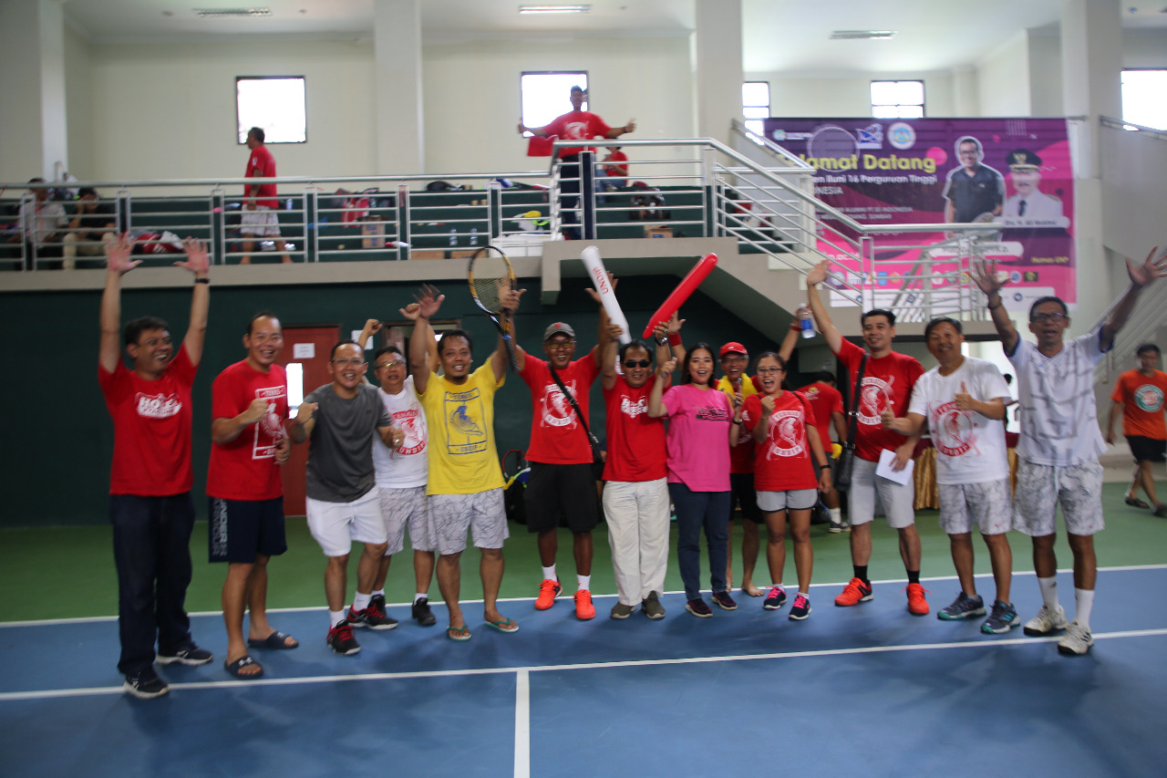 Turnamen tenis Iluni PT se Indonesia, Undip dapat perlawan sengit dari UGM