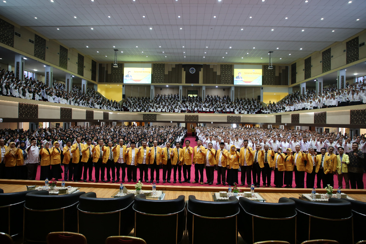 Mahasiswa baru UNP dibekali kewirausahaan