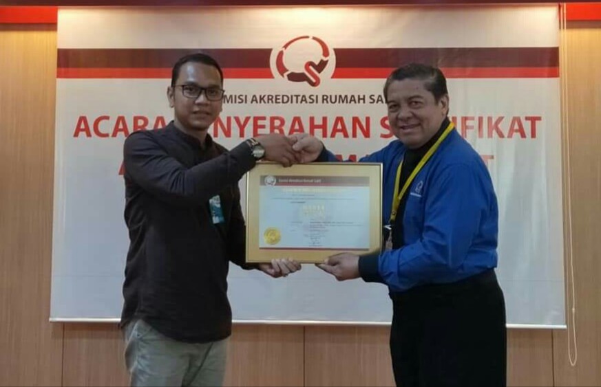Direktur RSI Ibnu Sina Panti Dr.Resko Gempita di kantor Komisi Akreditasi Rumah Sakit (KARS), Gedung Epicentrum lantai 7, Kuningan, Jakarta Selatan , Senin (26/8/2019).