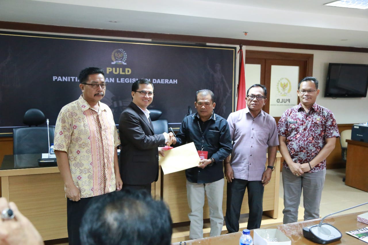 Telly Gozalie terima pengaduan dari puluhan kades Belitung Timur berkenaan dengan HGU PT SWD
