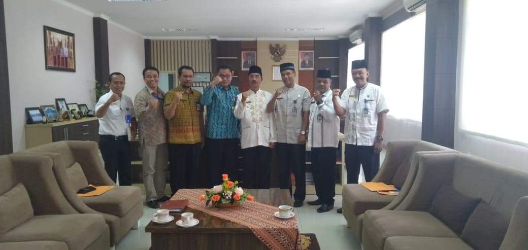  Bupati Pasaman, Yusuf Lubis bersama BMKG