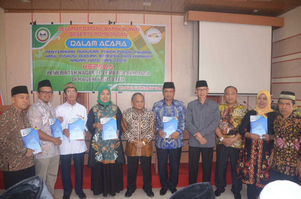 Panitia Pulang Basamo Kotobaru serahkan hasil Duduak Baropok
