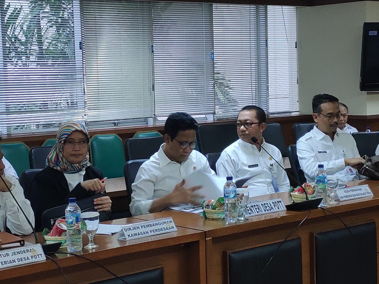 Menteri Desa dan PDTT Drs. A. Halim Iskandar, M.Pd sudah hadir untuk rapat kerja di Komite I DPD RI