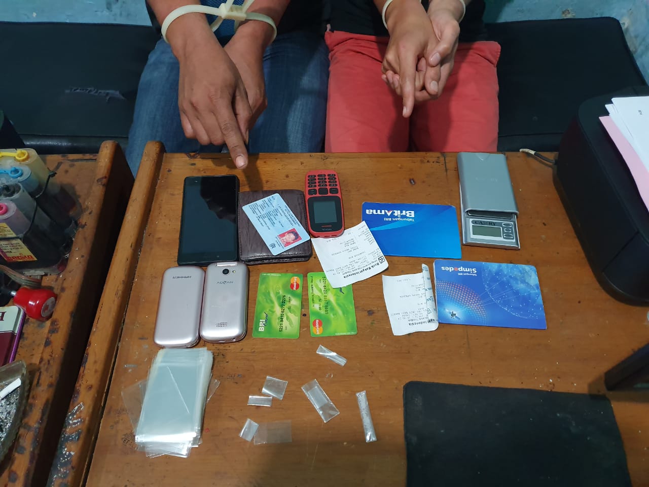 Dua pemuda pengedar Narkoba jenis shabu ditangkap Polres Bukittinggi