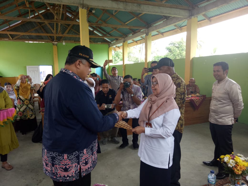 Wako Zul Elfian terima proyek SPAM Padat Karya 2019