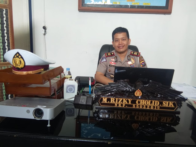 Kasatlantas Polres Bukittinggi AKP M Rizky Cholid