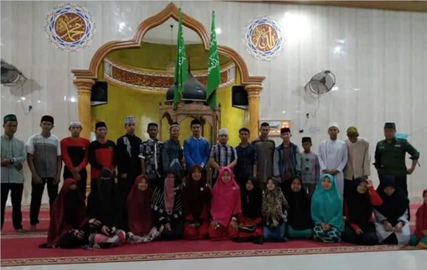 Foto bersama Panitia Pelaksana Festival Dai Daiah Audisi se-Kabupaten Batubara. (Dok. Istimewa)