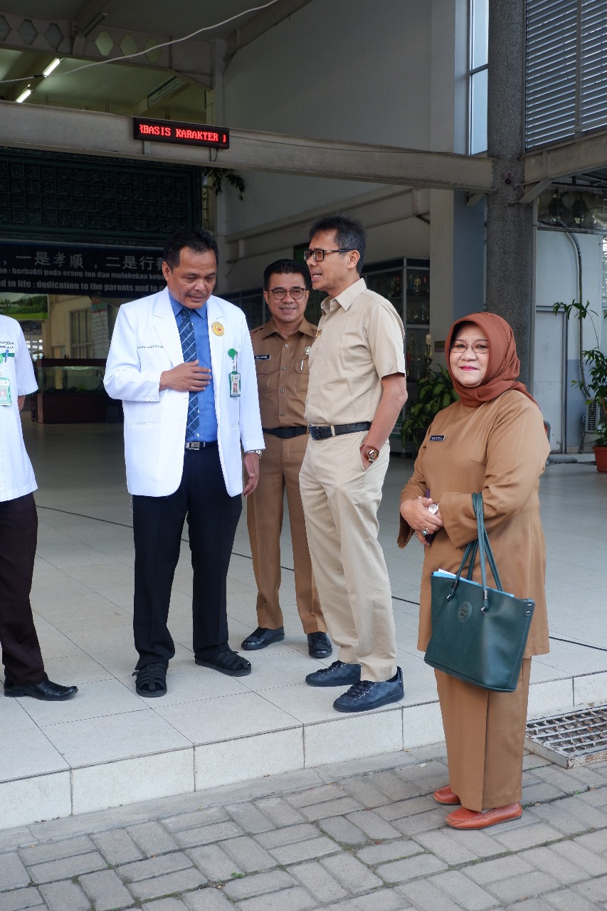 Gub IP di SMAN 1 Padang dalam rangka peringatan WCD