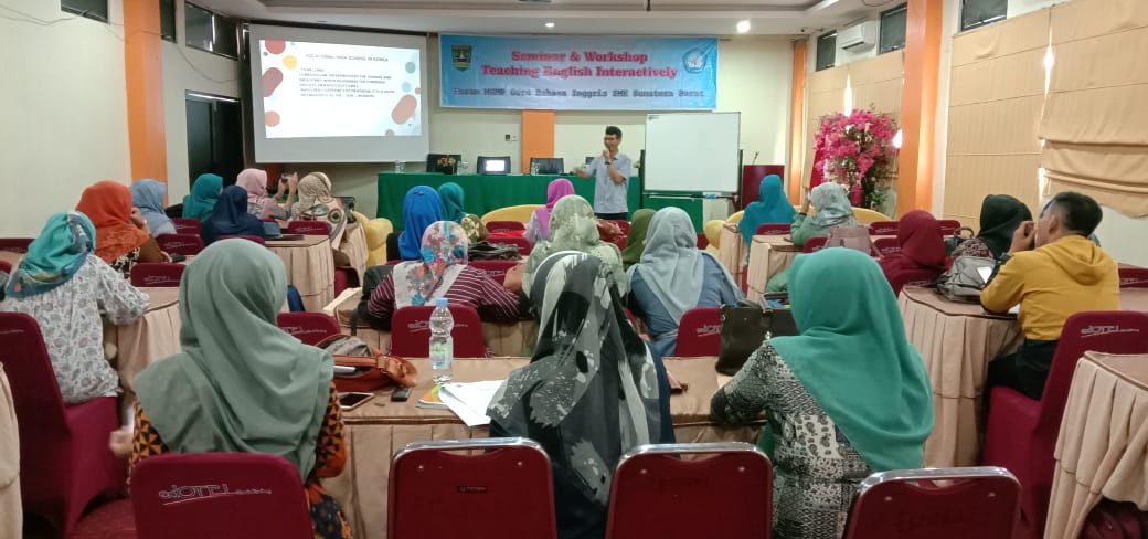 MGMP Bahasa Inggris SMK Sumbar berkeumpul membahas Strategi Raih Bea Siswa Luar Negeri