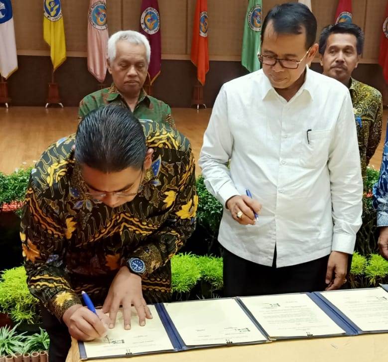 Penandatanganan kesepakatan PTSP-UNP