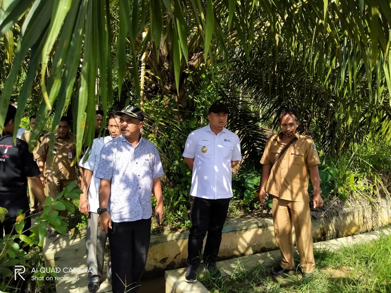 Sutan Riska bersama Walinagari Panyubarangan