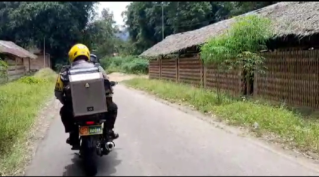Duet Babhinkamtibmas dan Babinsa