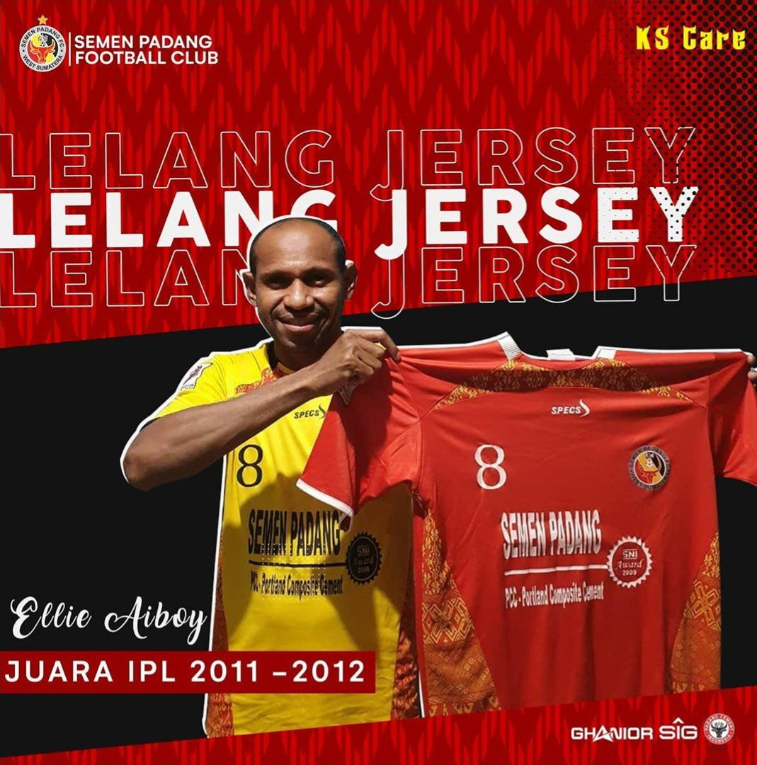 Lelang jersey Kapten Ellie Aiboy; Juara IPL 2011-2012