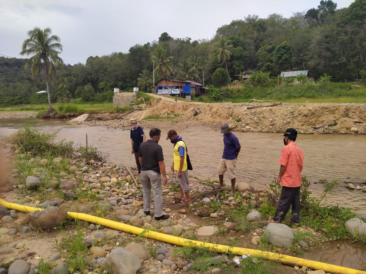 Pembangunan kembali jembatan Batu Manjulur