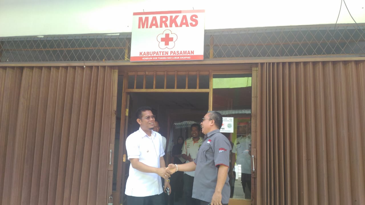 Ketua PMI Pasaman, Atos Pratama
