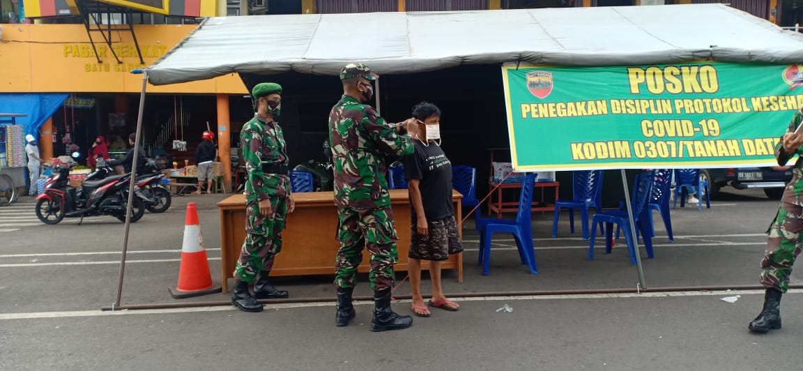 Posko penegakan disiplin protokol kesehatan di Batu Sangkar