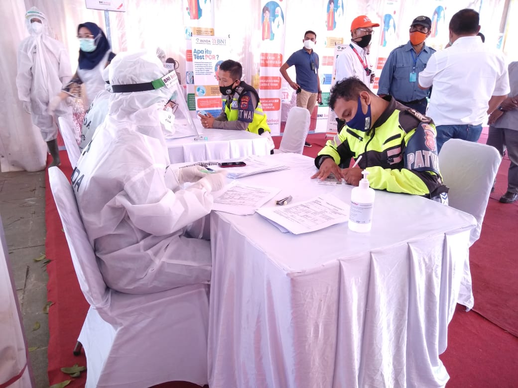 BNI Bukittinggi adakan tes swab gratis