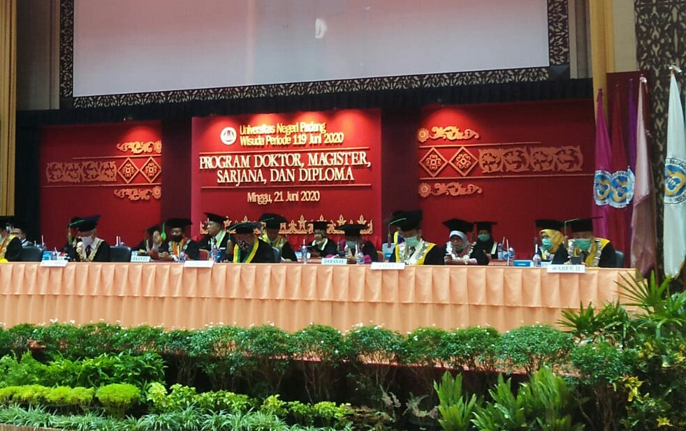Wisuda UNP, Minggu (21/6)
