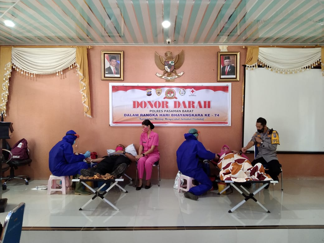 Donor darah Polres Pasbar