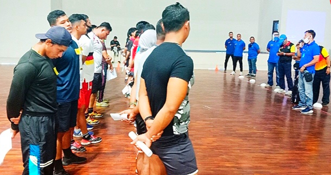 Tim Teknis TC PON Sumbar bersama sejumlah atlet