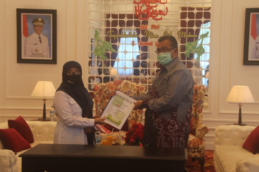 Bupati Gusmal terima hibah dari Kemen PUPR