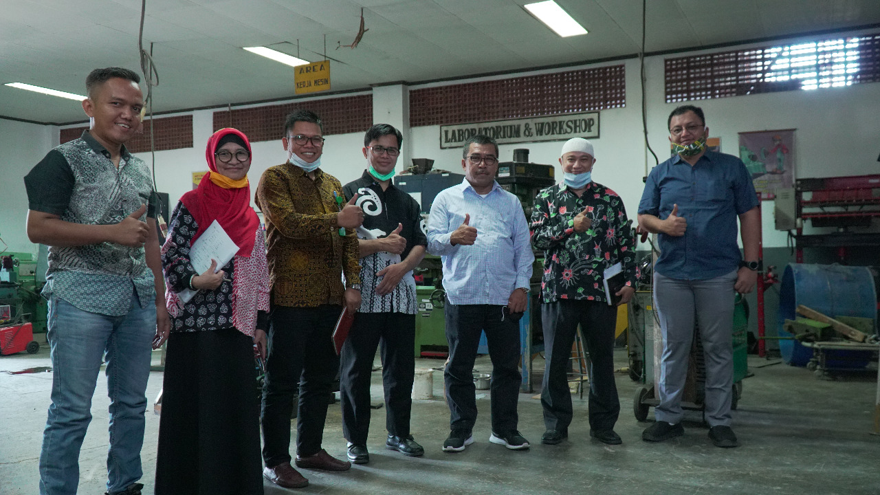 Rektor ITP Hendri Nofrianto Bersama Baznas Kota Padang