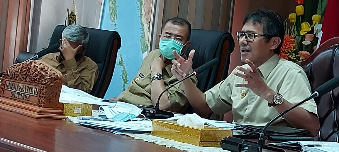 Gub IP saat Webinar OCMHS
