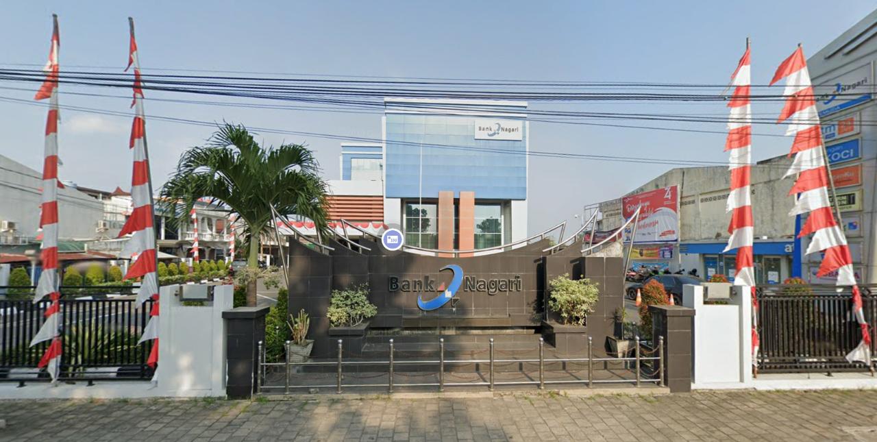 Kantor Pusat Bank Nagari di Padang