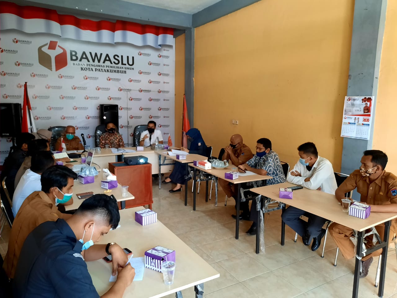 Suasana pertemuan Pemko Payakumbuh, dengan KPU dan Bawaslu serta Forkopimda di Kantor Bawaslu setempat