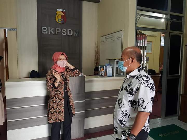 Pjs Wako Solok Asben Hendri berdialog dengan Kepala BKPSDM Hendaukhtri