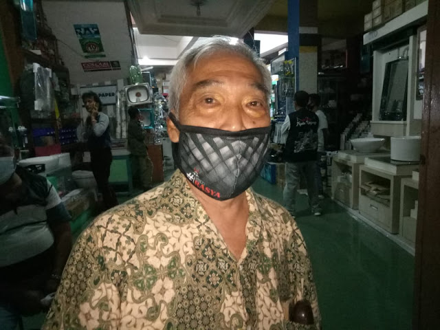 Wanandi alias Wawa, Ketua Komunitas Tionghoa Bukittinggi
