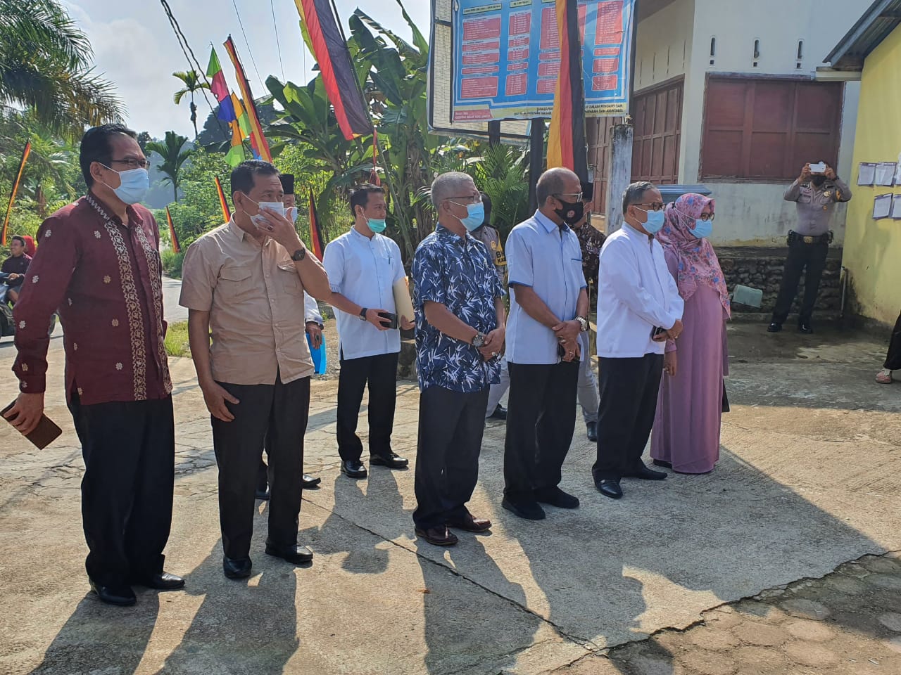 Rombongan Komisi 1 DPRD Sumbar bersama pimpinan Dinas PMD Sumbar kunjungi Nagari Koto Bangun, Kapur IX, kab. Limapuluh Kota.