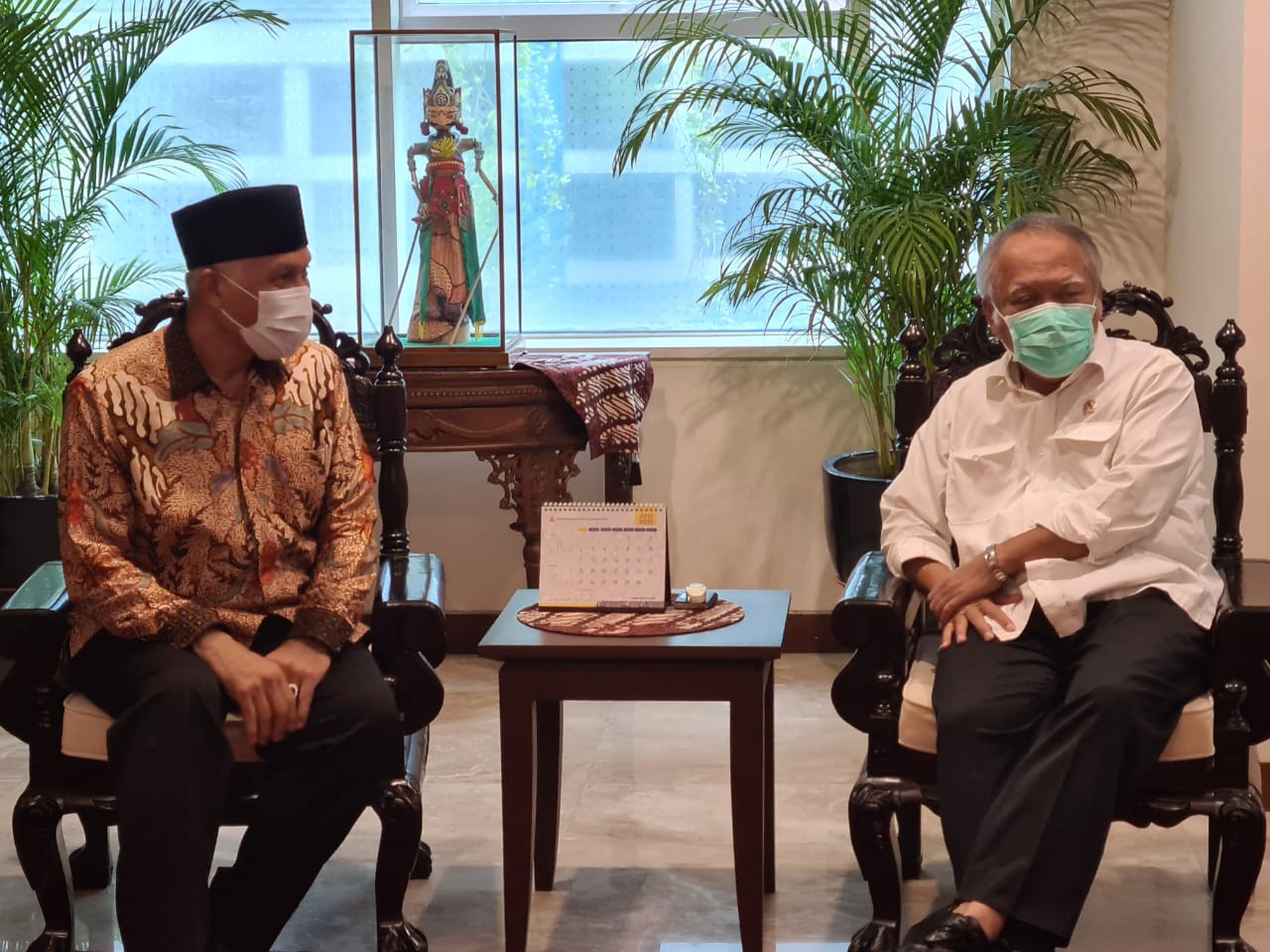 Gubernur Sumbar, Mahyeldi, menemui Menteri PUPR Basuki Hadimuljono, di Jakarta, Selasa (4/5/2021).