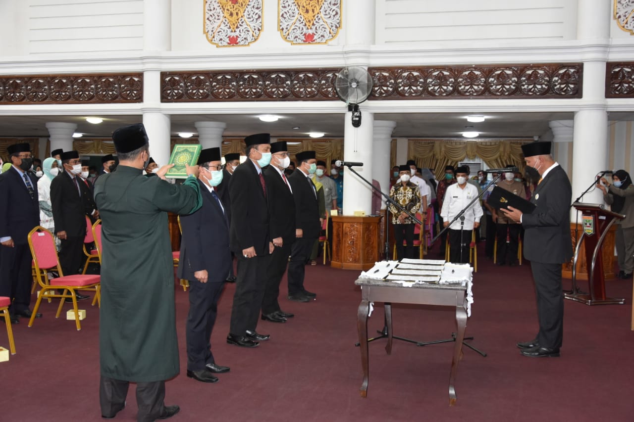 Pelantikan dan Pengukuhan pejabat di lingkungan pemprov Sumbar, Jumat (21/5/2021).