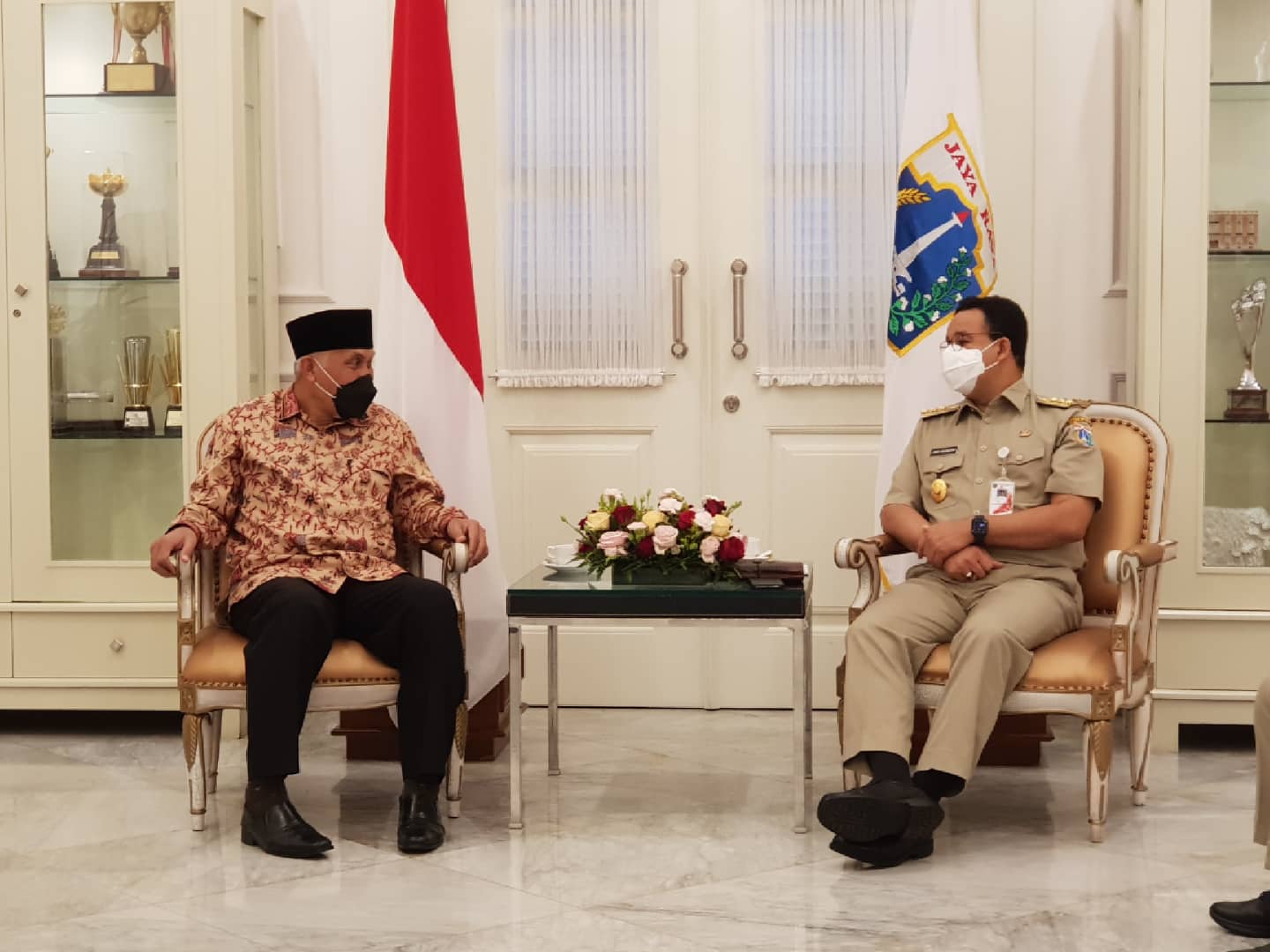 Pertemuan Gubernur Sumbar, Mahyeldi dengan Gubernur DKI, Anies Baswedan, di Jakarta, Selasa (25/5/2021).