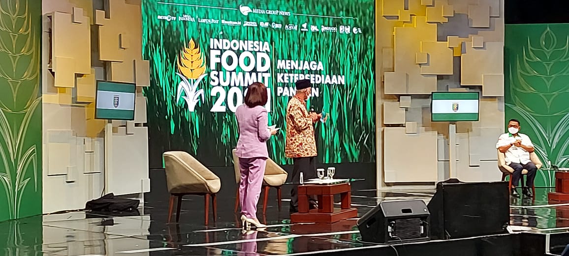 Gubernur Sumbar, Mahyeldi, memaparkan keseluruhan program Sumbar Madani, dalam sesi dialog Food Summit 2021, di Jakarta, Selasa (25/5/2021).
