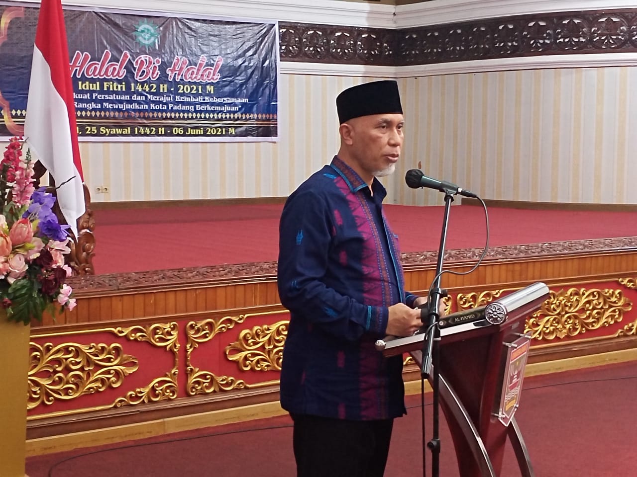 Gubernur Sumbar, Mahyeldi, saat acara halal bihalal Muhammadyah Padang, di aula kantor gunernur, Minggu (6/6/2021).