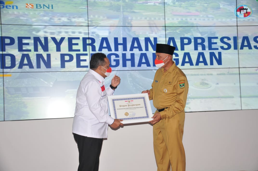 Kepala BP2MI, Benny Rhamdani, melakukan sosialisasi perlindungan Pekerja Migran Indonesia PMI, dulu disebut TKI, diterima Gubernur Sumbar, Mahyeldi, di Padang, Senin (7/6/2021).