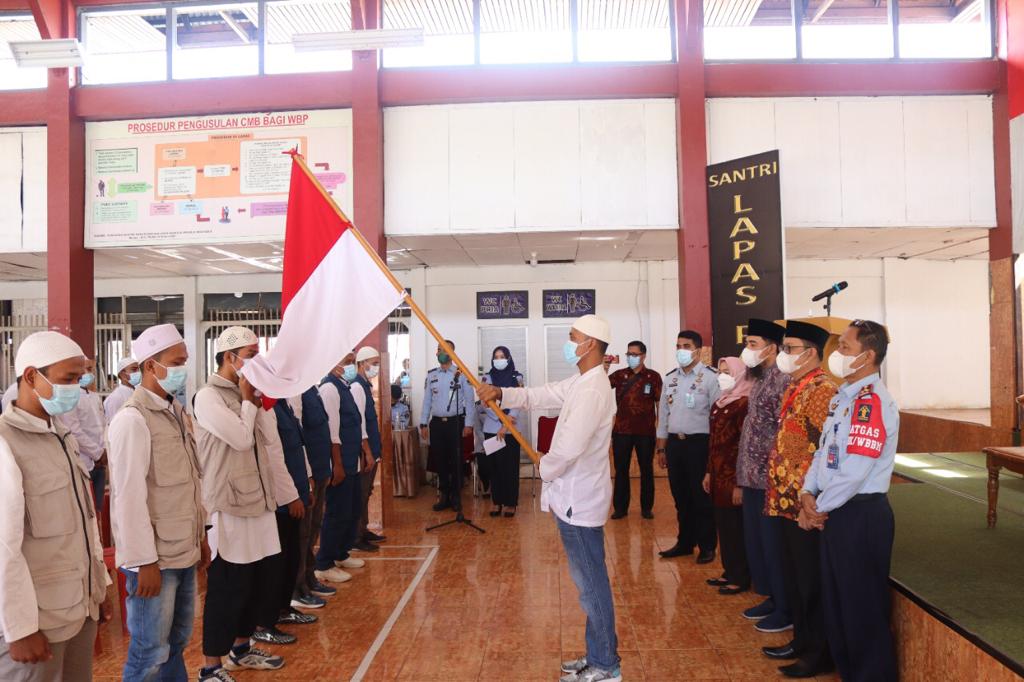 Pengukuhan Pengurus Santri Lapas kelas IIA Padang, Kamis (5/8/2021). 