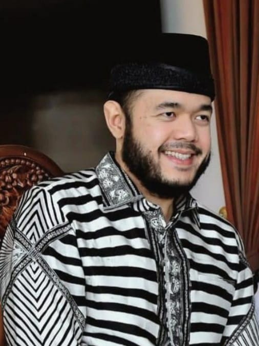 Nama Wali Kota Padang Panjang, Fadly Amran, mengapung ke permukaan untuk diusulkan jadi Ketua Umum Gebu Minang, menggantikan alm H. Boy Lestari Dt Palindih.