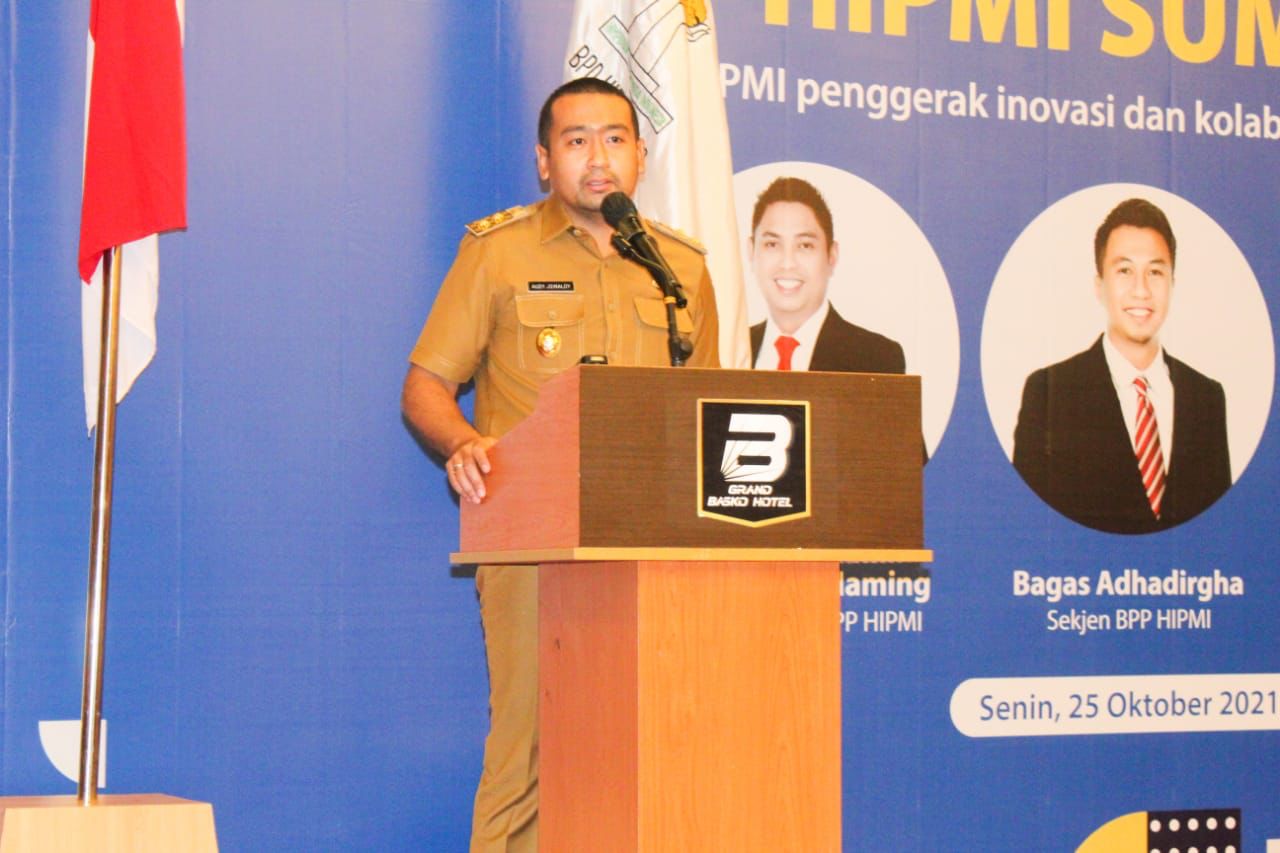 Wagub Sumbar, Audy Joinaldy, membuka Diklatda HIPMI Sumbar 2021 di Padang, Senin (25/10/2021).