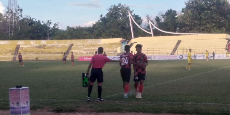 Pertandingan Gasliko Limapuluh Kota vs PSBS Batusangkar (2-0) di stadion Haji Agus Salim Padang, Senin (22/11/2021).